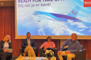 TUI-en-Riu-huiskamer-2022-2